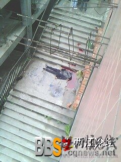 重庆涪陵一父亲送孩子高考 归途中被砸死(组图)