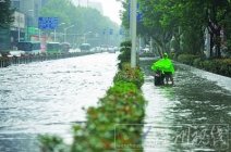 7月18日南京暴雨称南京“看海”南京暴雨视频 南京暴