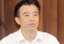 河北省委书记张庆黎回应 三鹿事件问题官员复出是正