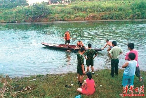 邓锦杰娄底孙水河勇救三人不幸溺亡