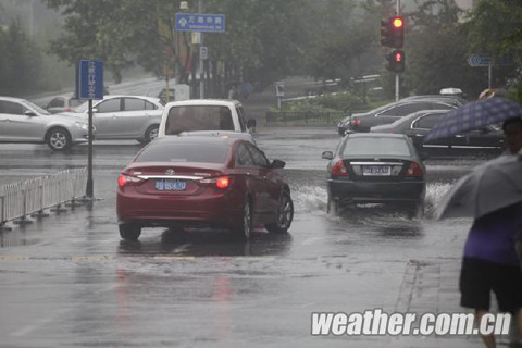 北京多个区县降雨突破历史记录