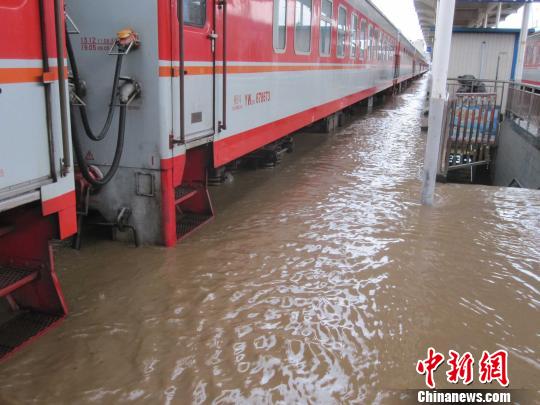 山海关大暴雨