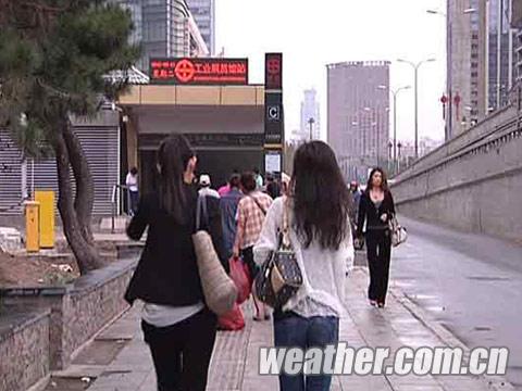 受冷空气影响 辽宁出现降雨降温天气明日起气温回升