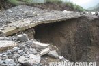 甘肃陇南暴雨致多路段受损 甘肃暴雨