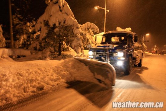 北京大雪 11月4日北京多地下大雪延庆佛爷顶降雪量最大51毫米