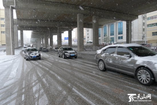 乌鲁木齐大雪