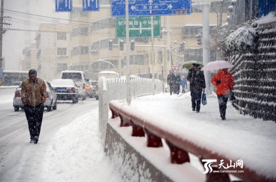 乌鲁木齐大雪