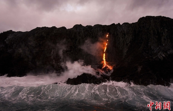 卡拉帕纳火山喷发