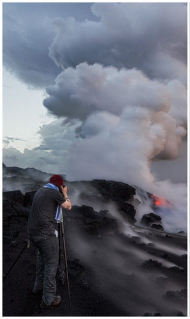 美国摄影师拍摄夏威夷基拉韦亚火山喷发