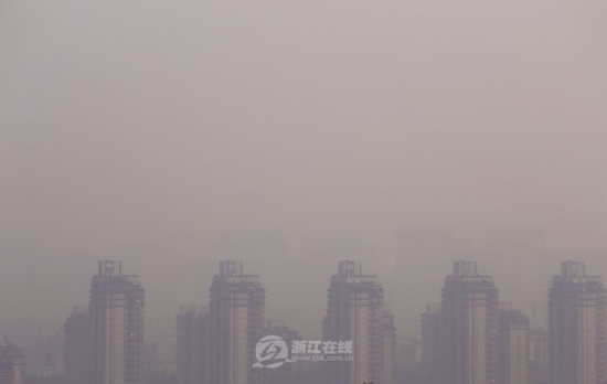 浙江多地雾霾