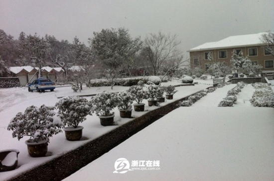 浙江下雪了，2013年冬季浙江湖州安吉第一场雪