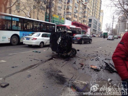 青岛江西路交通事故