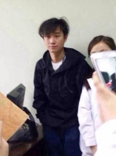 文章马伊琍离婚传闻被破，文章去看奶奶不是和马伊琍办离婚手续