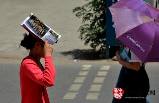 郑州入夏后迎来高温日，5月20日最高温36.5℃。