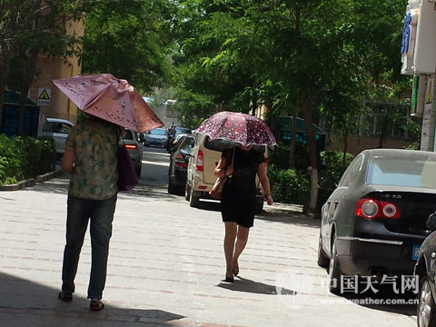 乌鲁木齐高温天气