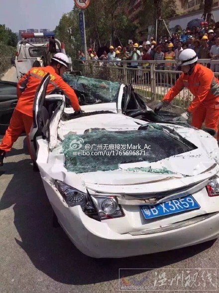 深圳龙岗惨烈车祸现场