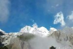 巨型狼图腾景观 雪山上现巨型狼图腾