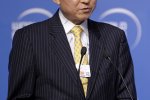 日本前首相静坐抗议美军机场搬迁