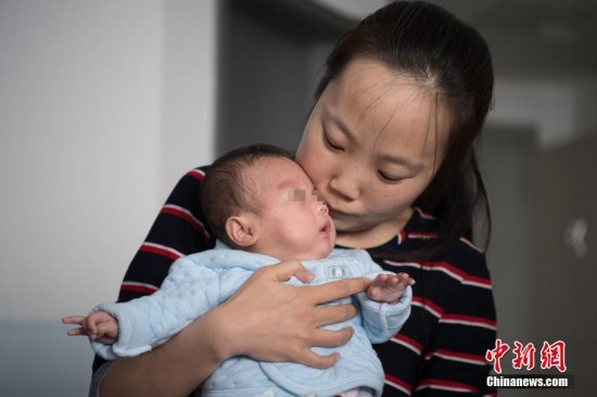 手掌婴儿救治成功