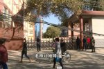 迟到5分钟罚蹲1天 体罚小学生